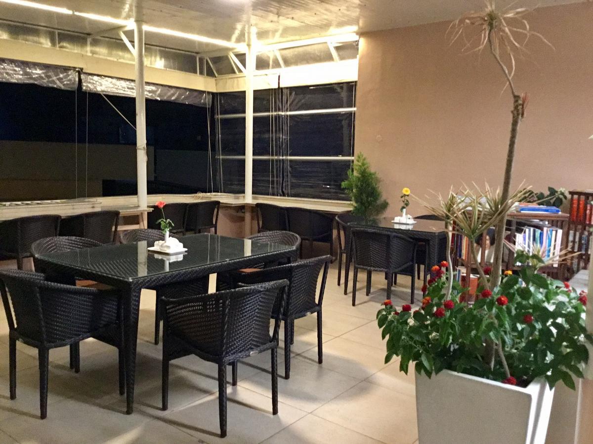 Sai Towers Hotell Puttaparthi Exteriör bild